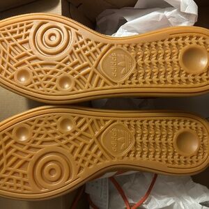 Handball Spezial Preloved Red